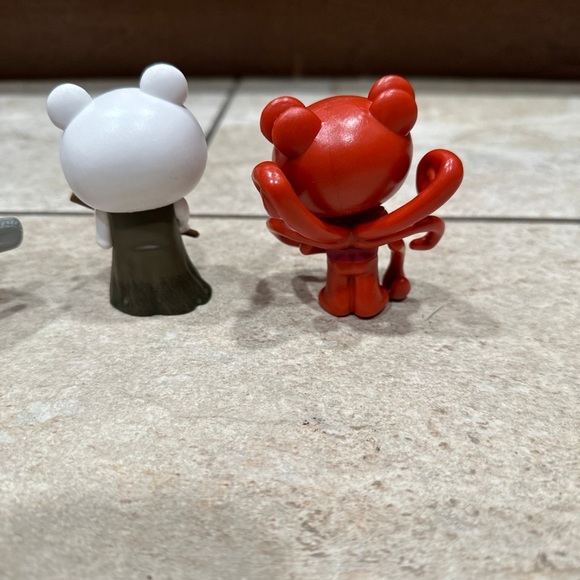 Roblox Piggy Silver Robby Memory with Bat Parasee Parasite - Picture 6 of 7